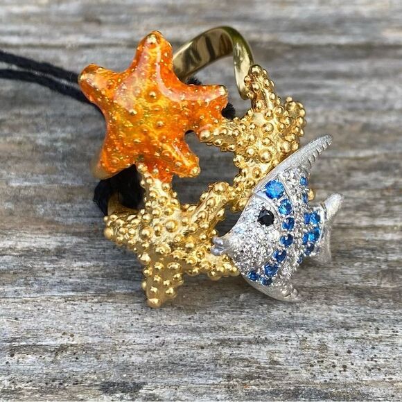 Misis Isla de Mujeres Fish & Starfish Rhinestone Gold Ring. Adjustable. NWT - Picture 5 of 8